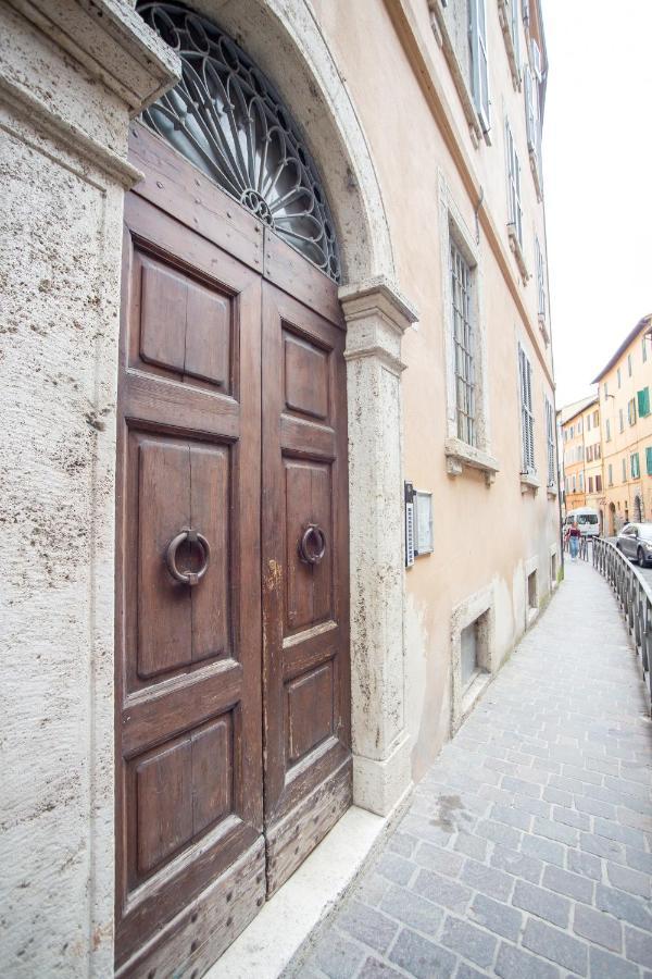Dolce Vita Apartment In Perugia Exterior foto